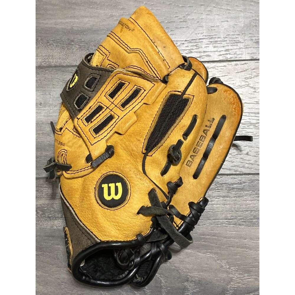Wilson EZ Catch 425 Youth Baseball Glove 10.5" A0425 Z105 Right Hand Throw RHT